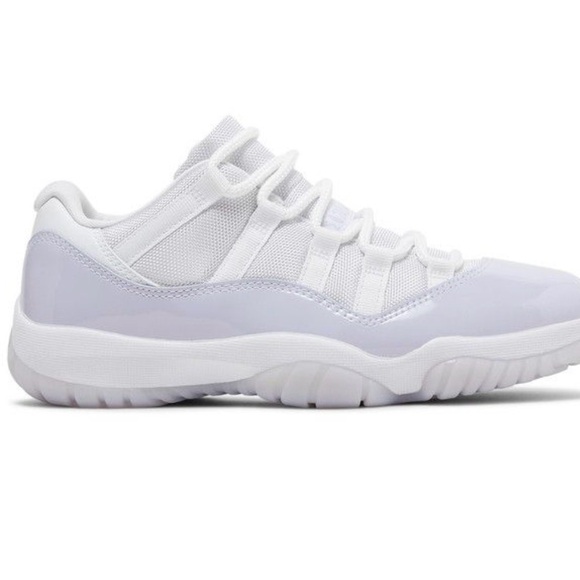 Air Jordan 11 retro Low Sneakers in Light Lavender and White - Picture 6 of 6